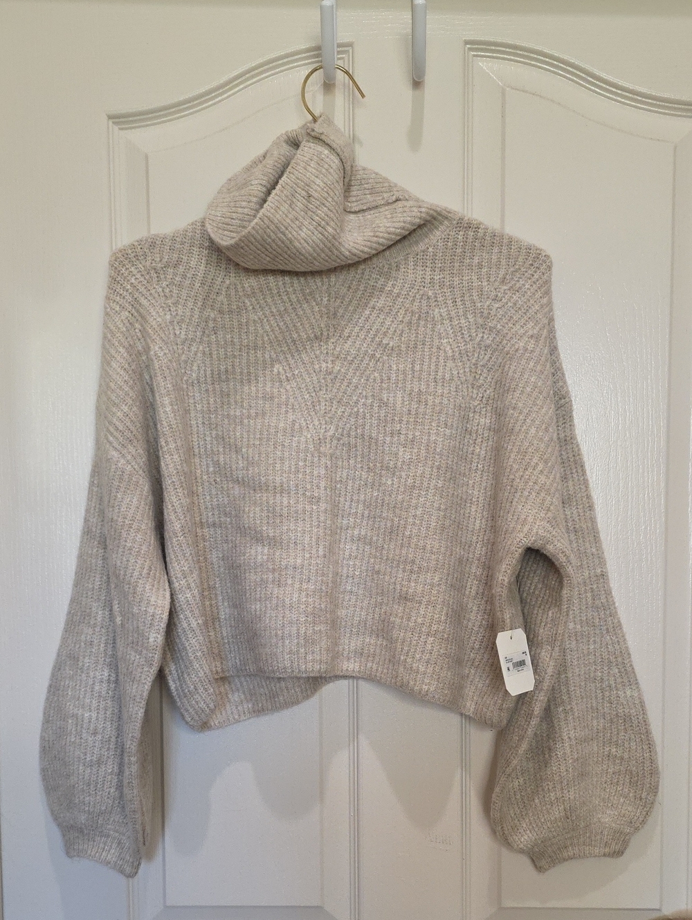 Altar'd State Cream Grey Ribbed Turtle High Neck Cropped Sweater Medium